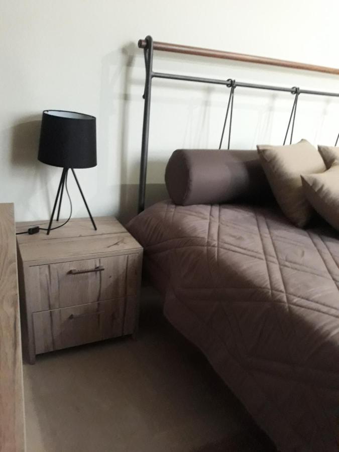 Loft Office House Apartment Драма Екстериор снимка